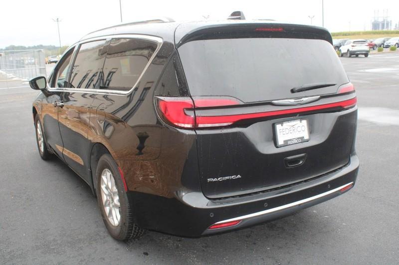 used 2021 Chrysler Pacifica car, priced at $26,200