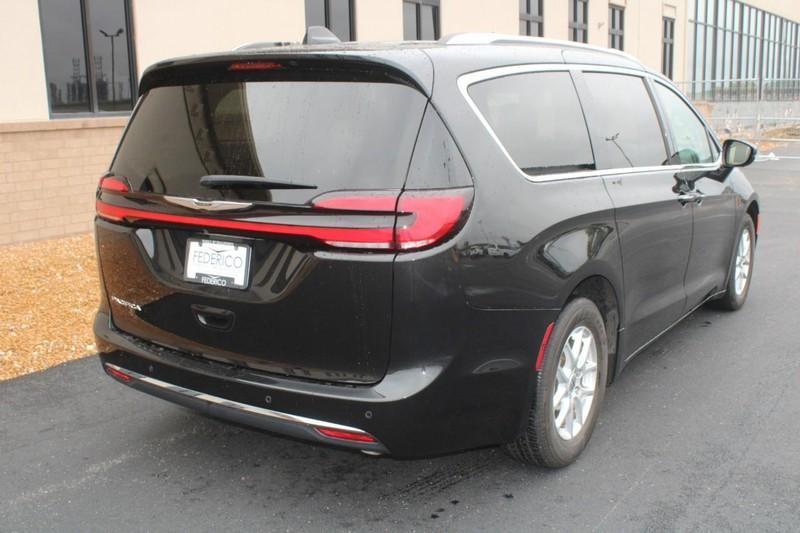 used 2021 Chrysler Pacifica car, priced at $26,200