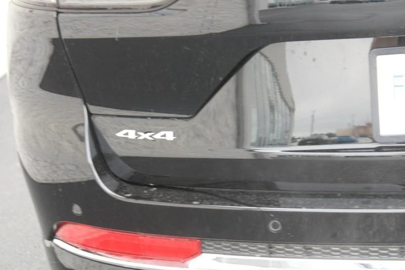 new 2025 Jeep Grand Cherokee car, priced at $54,651