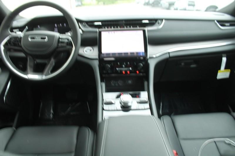 new 2025 Jeep Grand Cherokee car, priced at $54,651