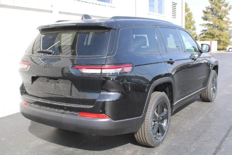 new 2025 Jeep Grand Cherokee L car, priced at $43,800