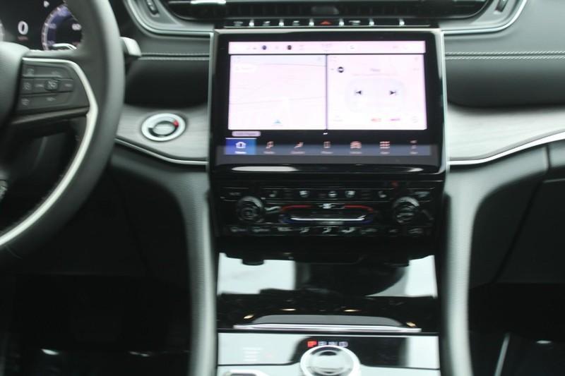 new 2025 Jeep Grand Cherokee L car, priced at $51,682