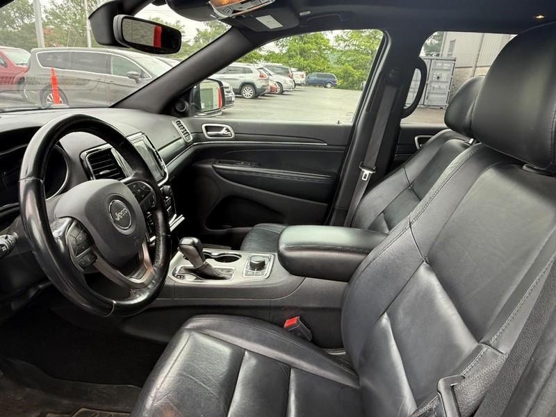 used 2020 Jeep Grand Cherokee car, priced at $13,875