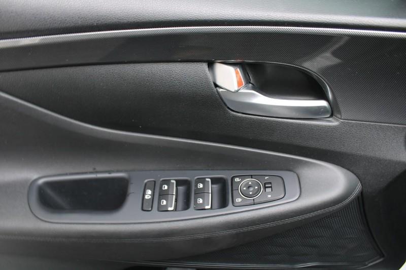 used 2022 Hyundai Santa Fe car, priced at $24,700