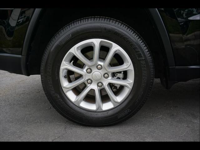used 2021 Jeep Grand Cherokee car, priced at $26,997