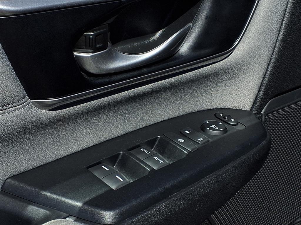 used 2022 Honda CR-V car, priced at $25,487