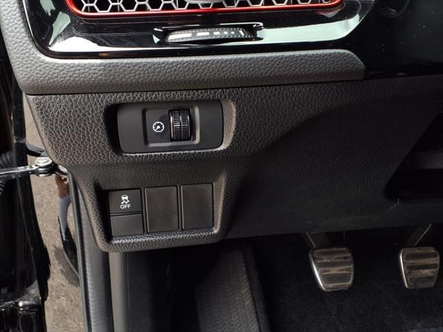 used 2025 Honda Civic Si car, priced at $31,820