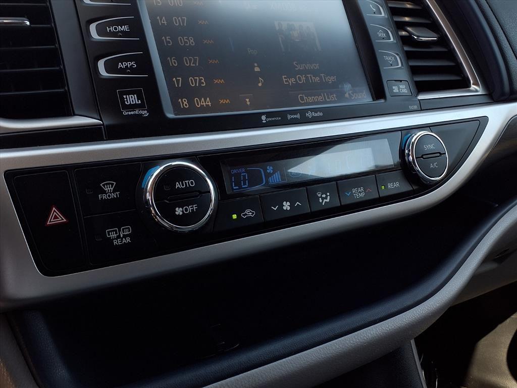 used 2019 Toyota Highlander Hybrid car, priced at $25,994
