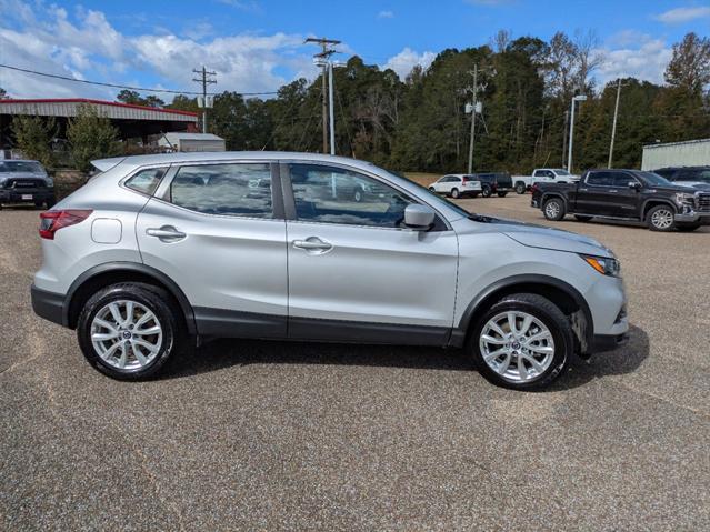 used 2022 Nissan Rogue Sport car, priced at $19,900