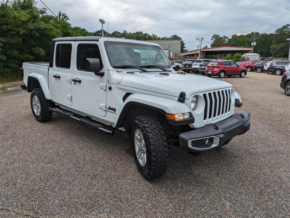 used 2022 Jeep Gladiator car, priced at $35,900