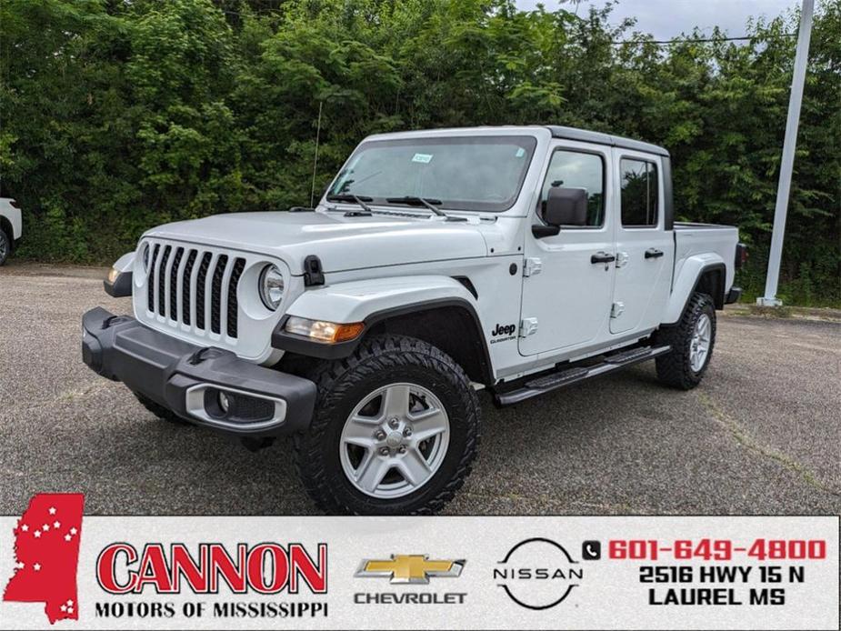 used 2022 Jeep Gladiator car, priced at $35,770