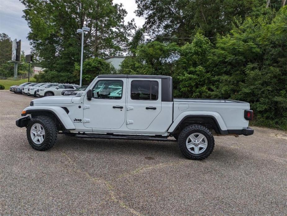 used 2022 Jeep Gladiator car, priced at $34,500