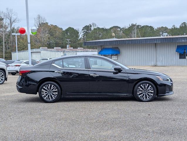 used 2023 Nissan Altima car, priced at $20,900