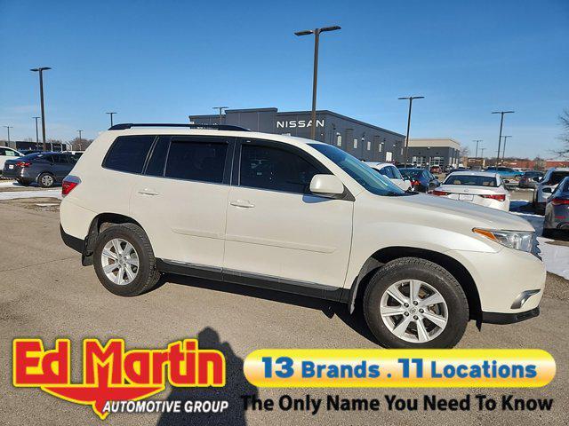 used 2013 Toyota Highlander car, priced at $12,999