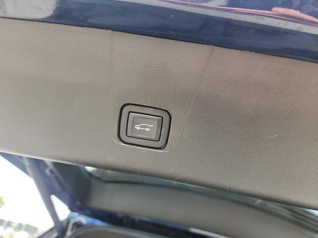 used 2023 Chevrolet Traverse car, priced at $28,347