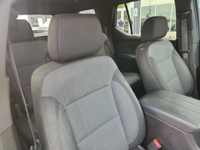 used 2023 Chevrolet Traverse car, priced at $28,347