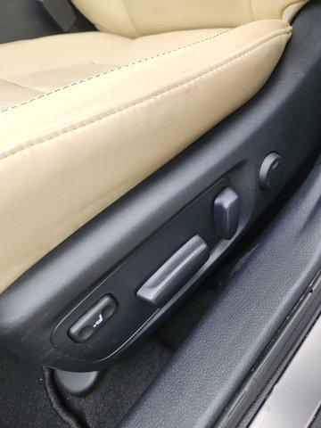 used 2016 Toyota Avalon car, priced at $17,394