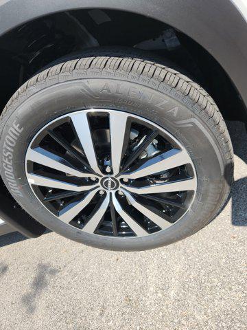 new 2025 Nissan Pathfinder car, priced at $50,286