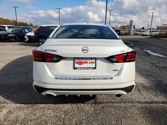 used 2023 Nissan Altima car, priced at $23,444