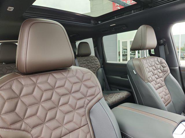 new 2025 Nissan Armada car, priced at $86,969