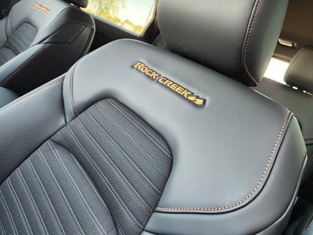 new 2025 Nissan Pathfinder car, priced at $40,924