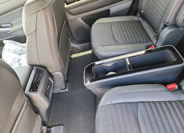 new 2025 Nissan Pathfinder car, priced at $42,663