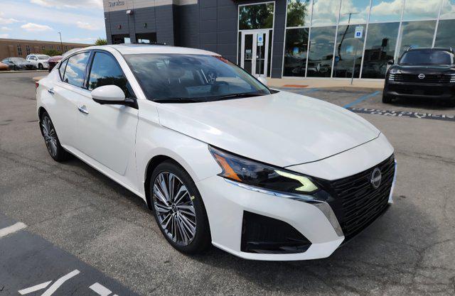new 2025 Nissan Altima car, priced at $32,549