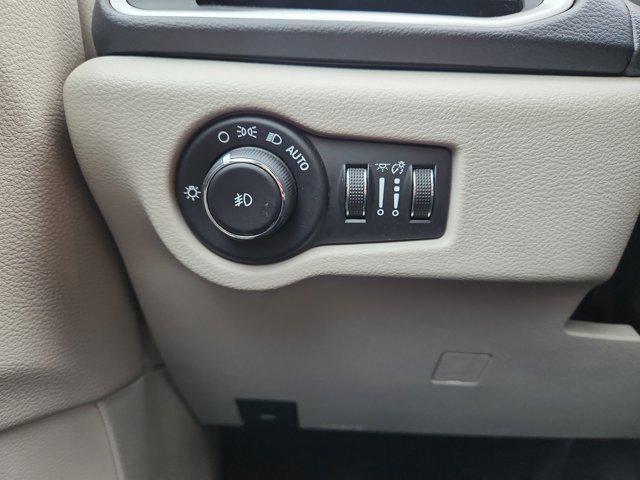 used 2017 Chrysler Pacifica car, priced at $8,264