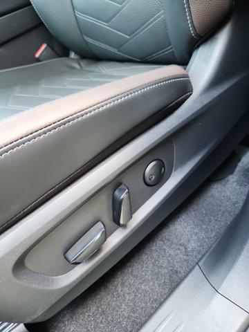 new 2025 Nissan Pathfinder car, priced at $44,423