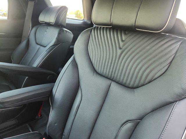 used 2024 Hyundai Palisade car, priced at $41,814