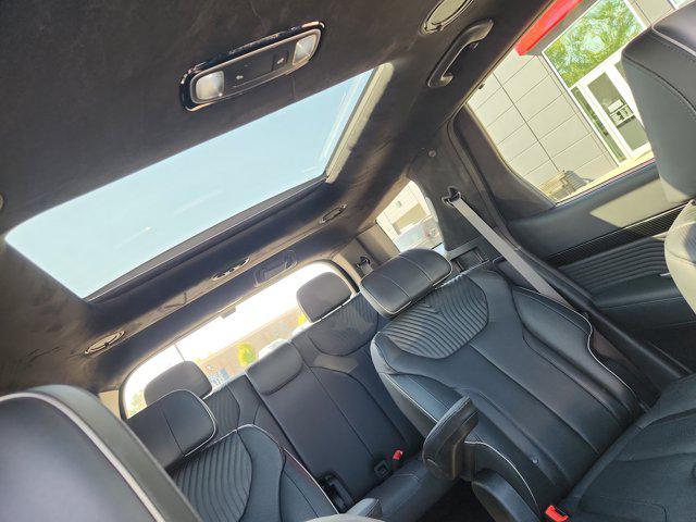 used 2024 Hyundai Palisade car, priced at $41,814