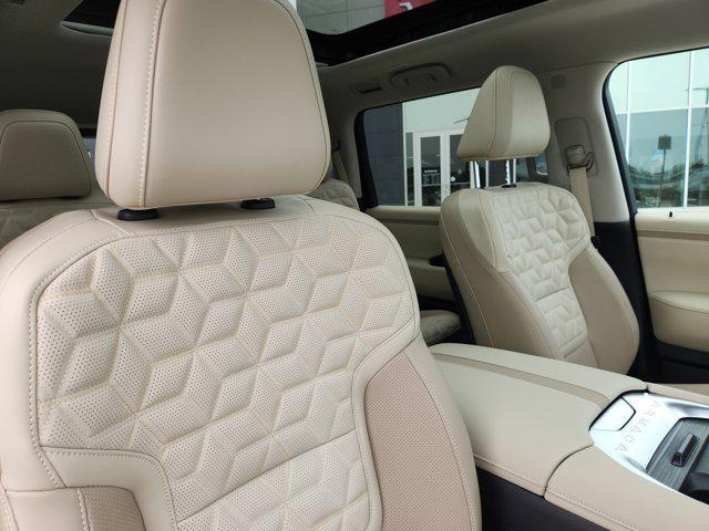 new 2025 Nissan Armada car, priced at $76,876