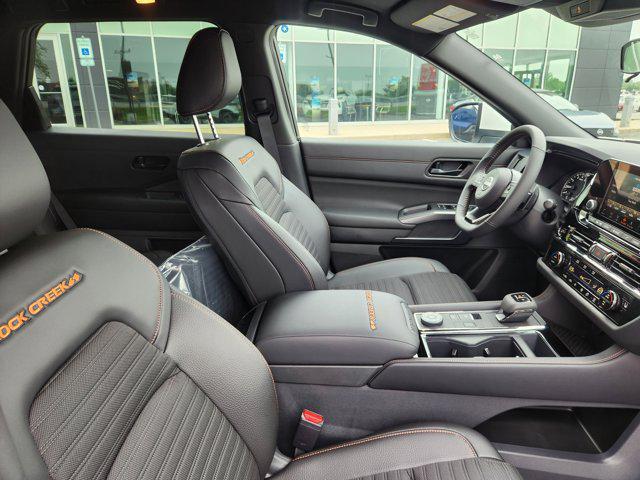 new 2025 Nissan Pathfinder car, priced at $42,261