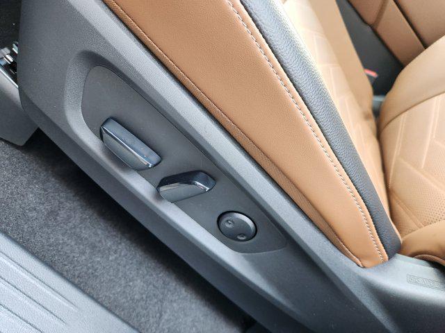 new 2025 Nissan Pathfinder car, priced at $45,766