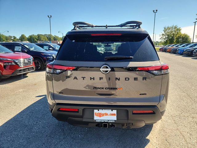 new 2024 Nissan Pathfinder car, priced at $44,017