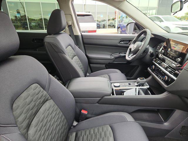 new 2025 Nissan Pathfinder car, priced at $37,295