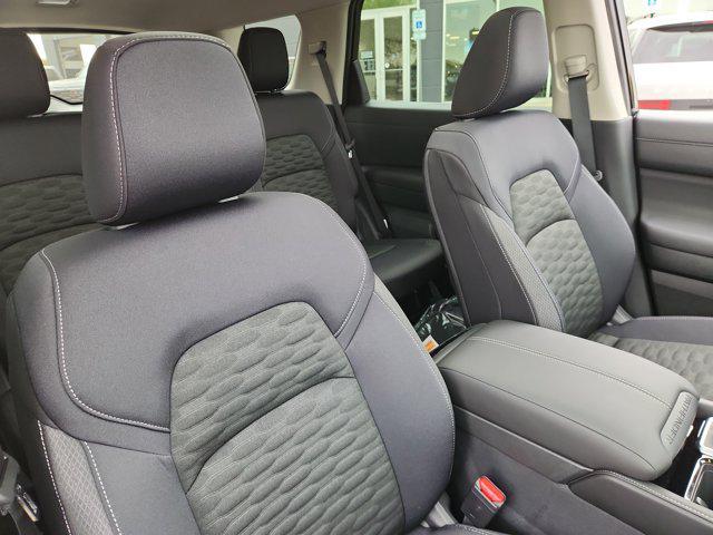 new 2025 Nissan Pathfinder car, priced at $37,295