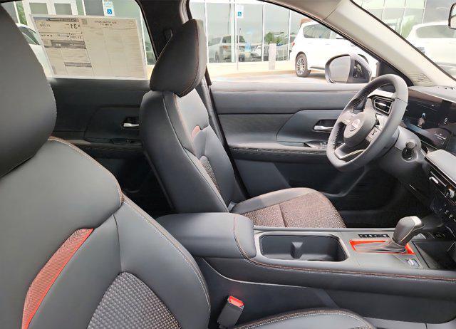 new 2025 Nissan Kicks car, priced at $25,462