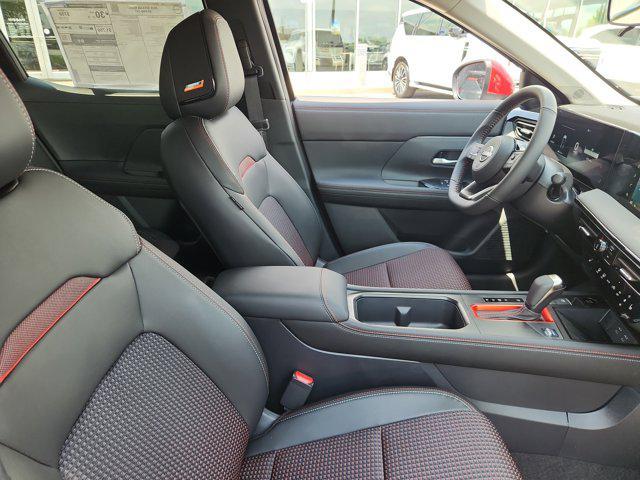 new 2025 Nissan Kicks car, priced at $29,932