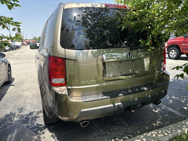 used 2010 Honda Pilot car, priced at $8,814