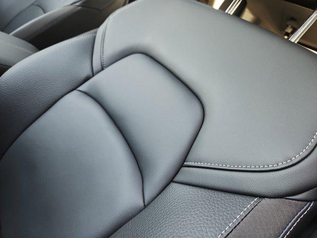 new 2025 Nissan Pathfinder car, priced at $47,681