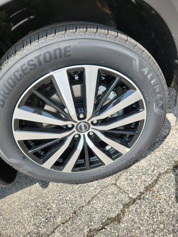 new 2025 Nissan Pathfinder car, priced at $49,886