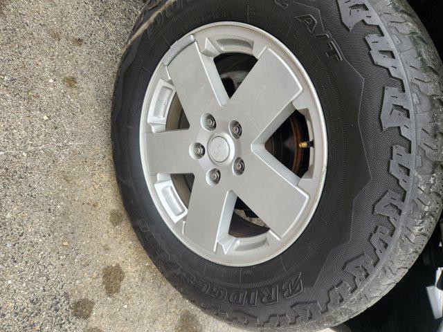 used 2015 Jeep Wrangler Unlimited car, priced at $15,951