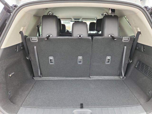 new 2025 Nissan Pathfinder car, priced at $38,828