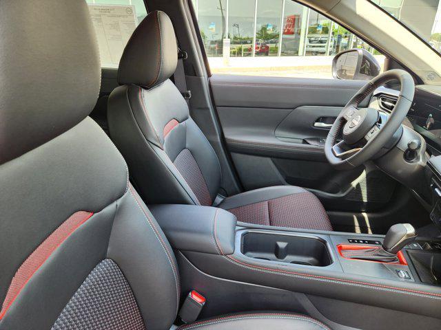 new 2025 Nissan Kicks car, priced at $26,318
