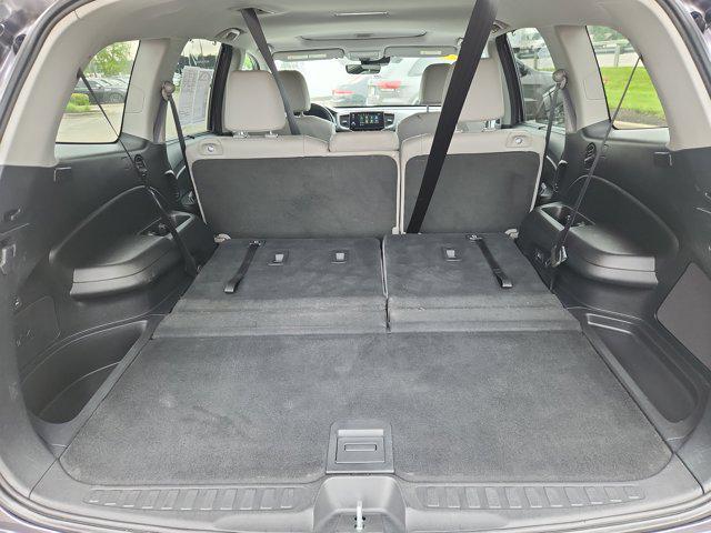 used 2022 Honda Pilot car, priced at $25,698
