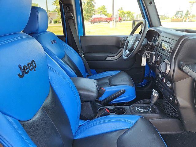 used 2015 Jeep Wrangler Unlimited car, priced at $18,960