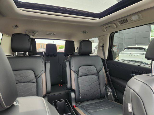 new 2025 Nissan Pathfinder car, priced at $49,168