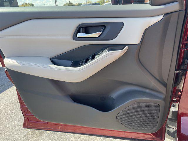 used 2023 Nissan Rogue car, priced at $21,451