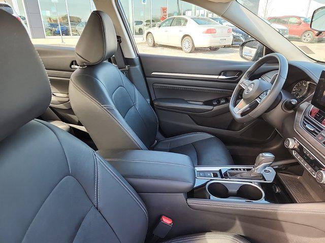 used 2023 Nissan Altima car, priced at $26,652